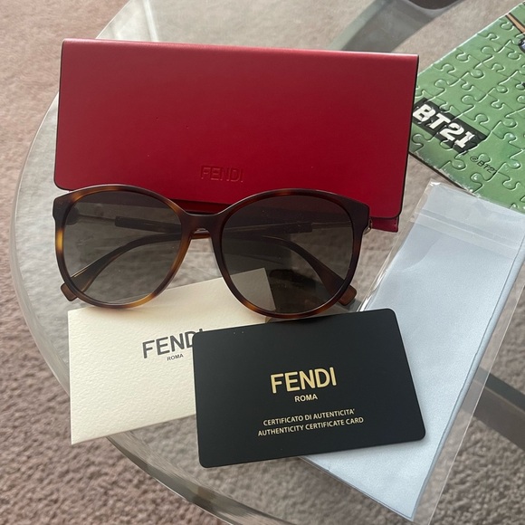FENDI ROMA UV Protective Sunglasses Round Brown Authentic - Picture 1 of 4